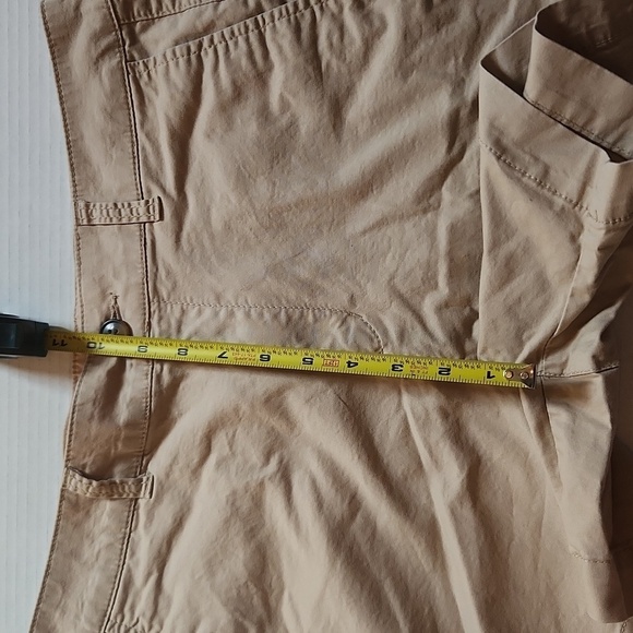 Old Navy Shorts Womens Size 6 Everyday shorts High Rise Tan - Picture 3 of 10